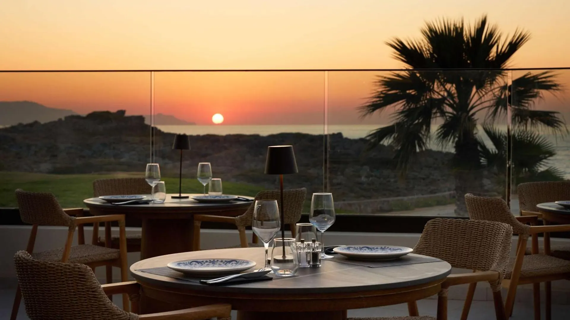 Isla Brown Chania Resort, Curio Collection By Hilton Stavrós