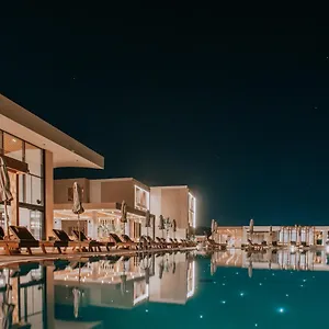 Resort Unique Blue! And Adults Only, Karteros