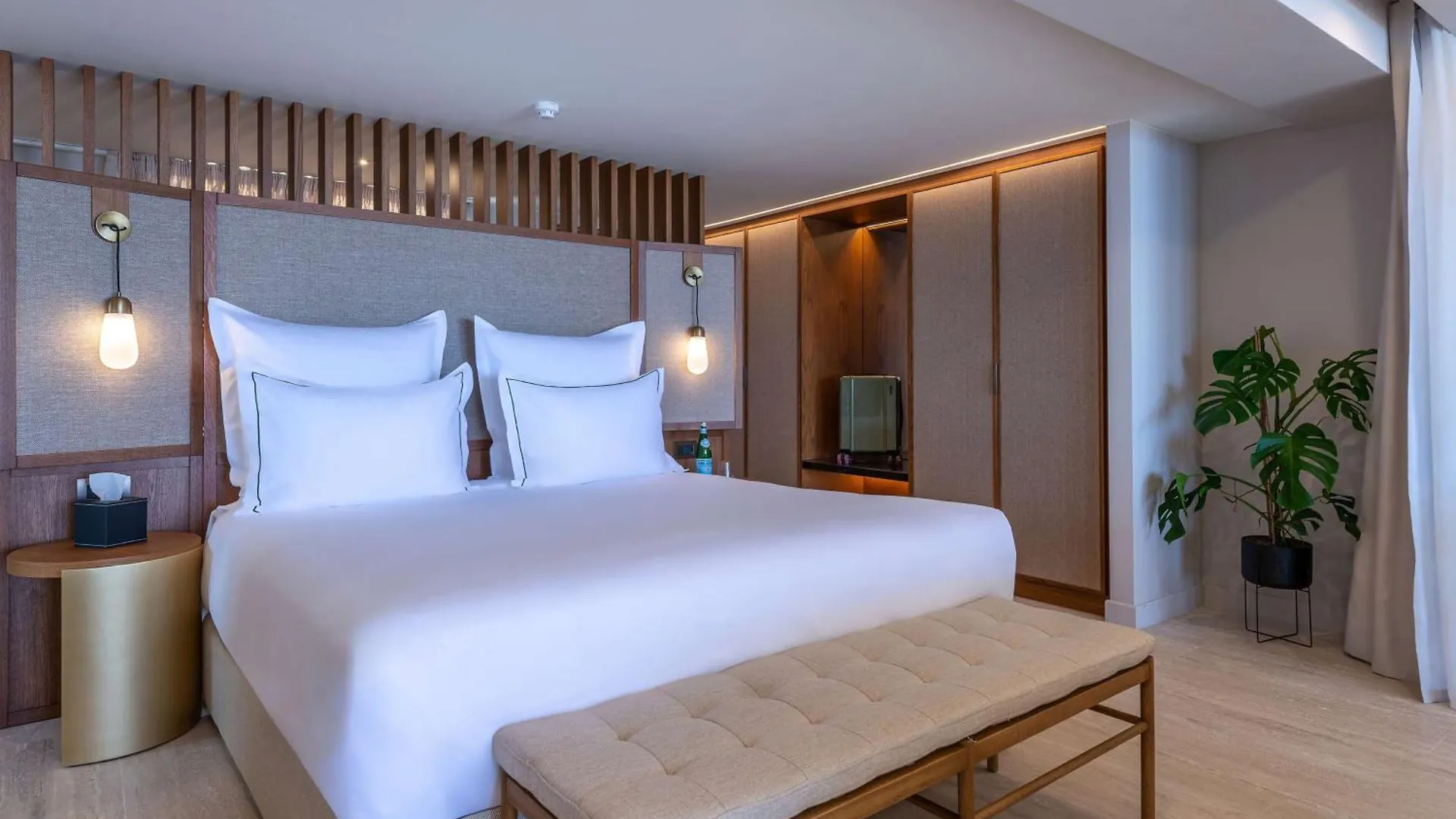 Isla Brown Chania Resort, Curio Collection By Hilton Stavros  Greece