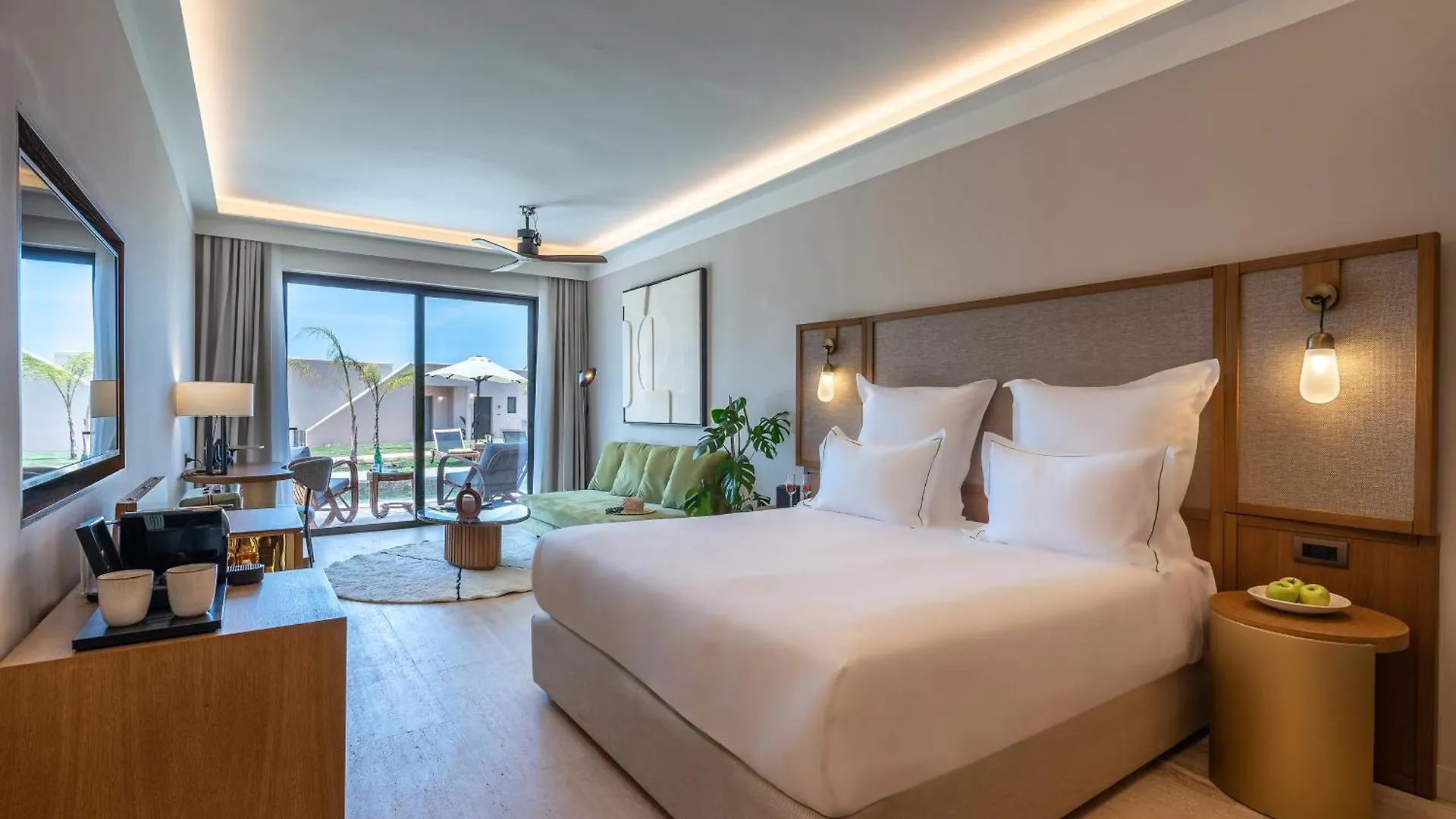 Isla Brown Chania Resort, Curio Collection By Hilton Stavrós
