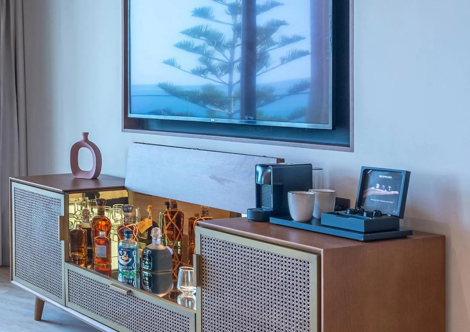 Isla Brown Chania Resort, Curio Collection By Hilton Stavrós