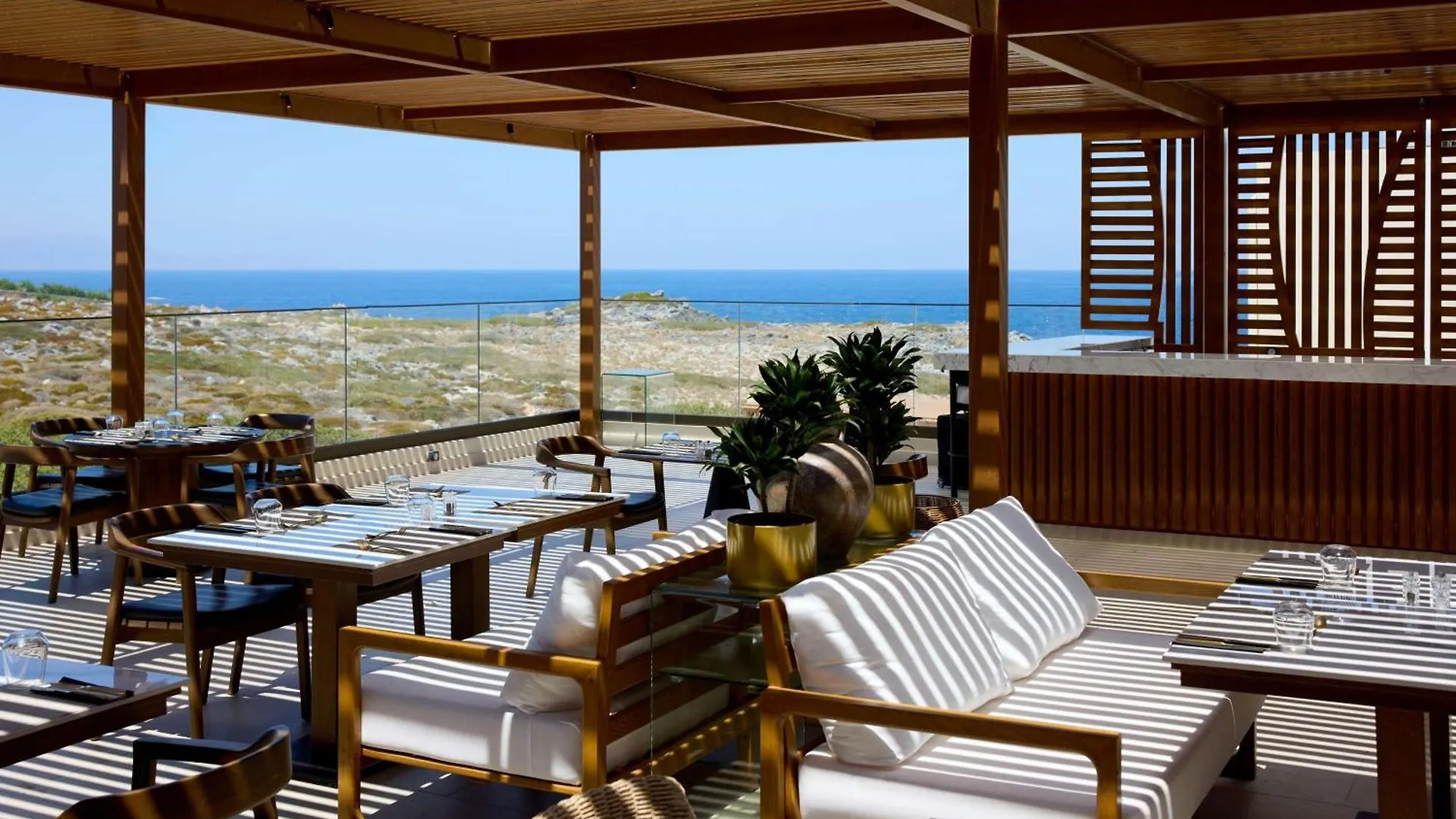 Isla Brown Chania Resort, Curio Collection By Hilton Stavrós 5*,