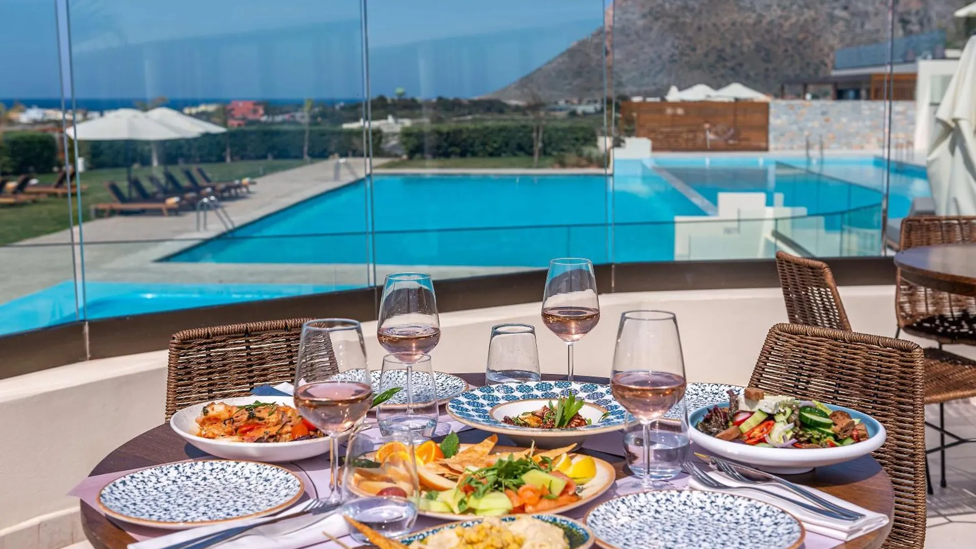 Isla Brown Chania Resort, Curio Collection By Hilton Stavrós 5*,  Grecia